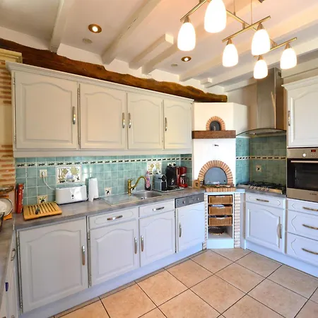 Semesterbostad Family Retreat In Thedirac *