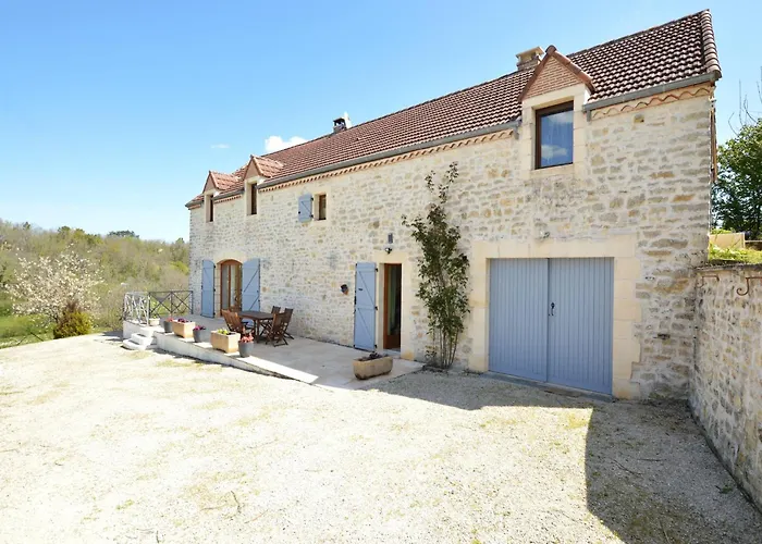 Family Retreat In Thedirac Vakantiehuis Lavercantière