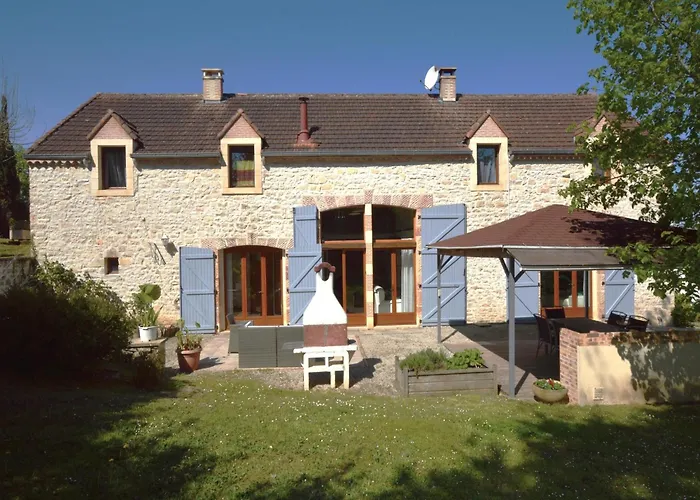 Vakantiehuis Family Retreat In Thedirac *